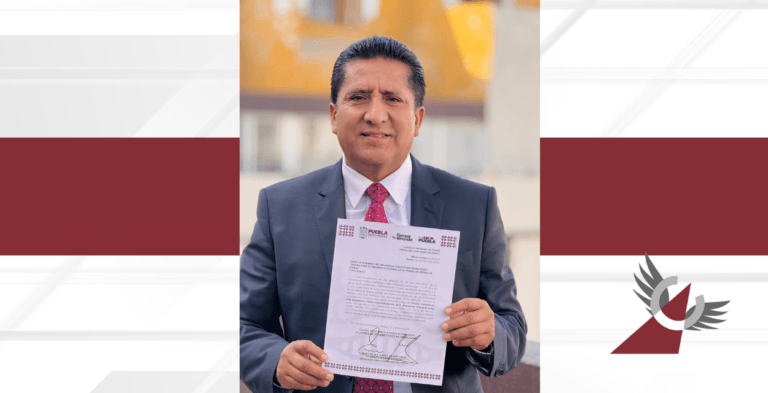 Ray Atanacio rinde protesta como Director del SEDIF