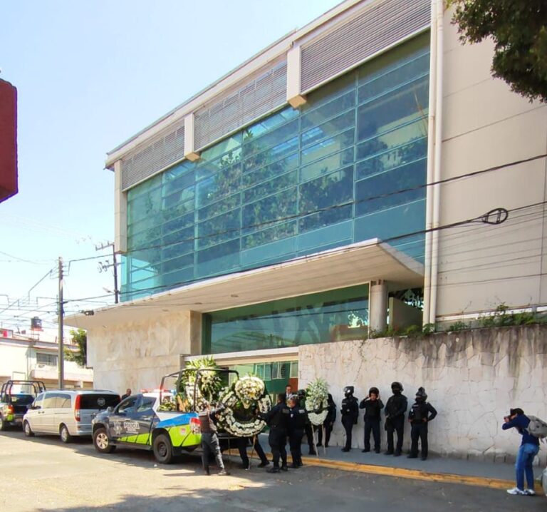 Sepultan a ‘Chucho’ policía asesinado por malandros; deja en orfandad a una bebé