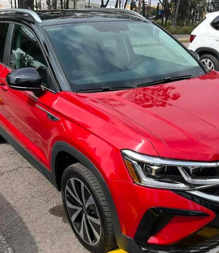 Entra a cortarse el pelo y le bajan su camioneta en Cuautlancingo