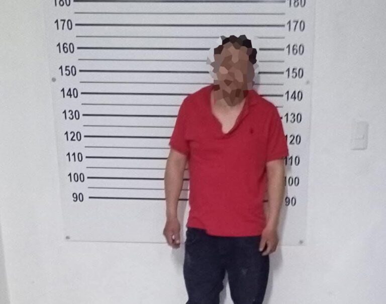 Loco de Puebla le clava el puñal en el ojo a su esposa en Tlaxcala