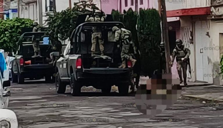 Tiran otro cadáver, ahora en La Loma, atrás del mercado Hidalgo  