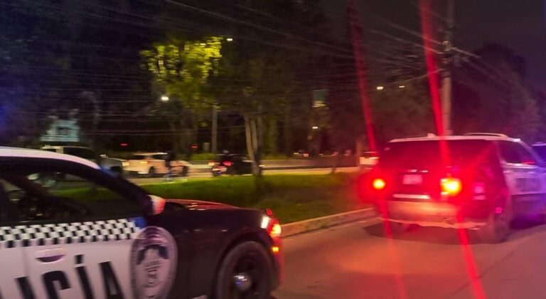 Tasajean a dos en bar de San Andrés, a un lado de las oficinas de Lupe Cuautle 