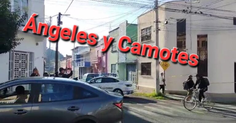 Desnudo y con huellas de violencia dejan cadáver de mujer en carro del super en Puebla 