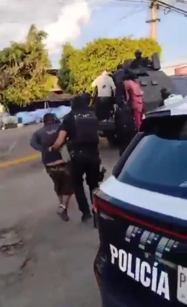 Cae “El Topo” y sus sicarios en mercado Morelos. VIDEO