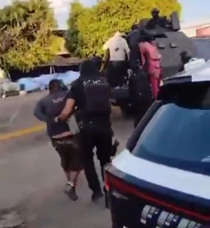 Cae “El Topo” y sus sicarios en mercado Morelos. VIDEO