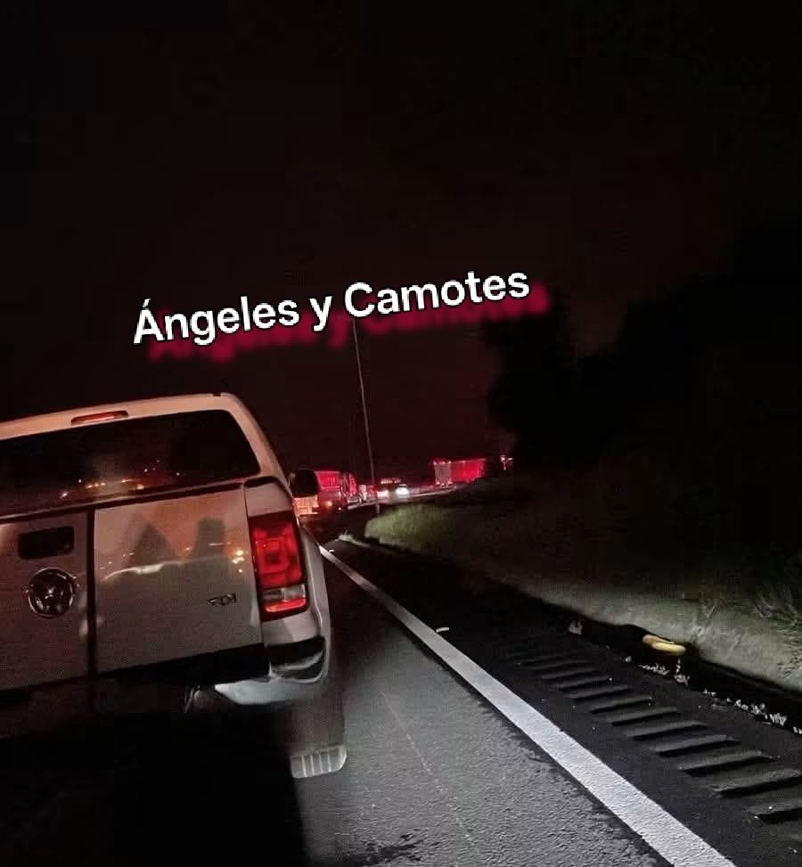Asalto masivo; encapuchados roban cuatro carros e la Puebla – Orizaba